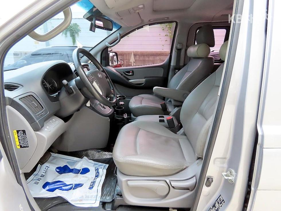 Hyundai Starex — miniaturë 5