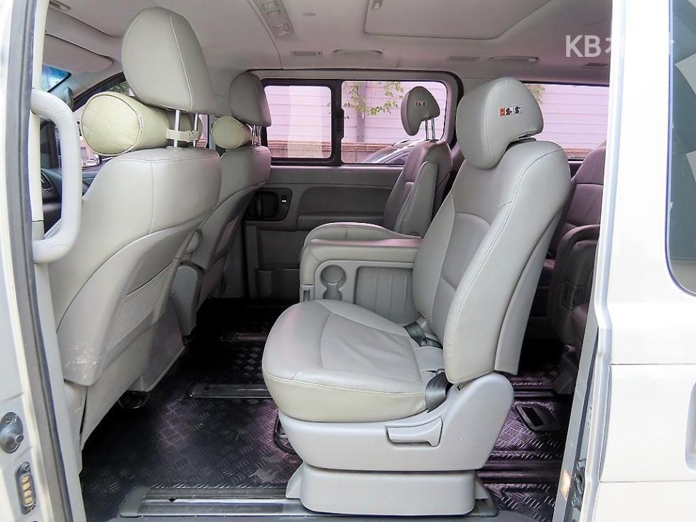 Hyundai Starex — miniaturë 6