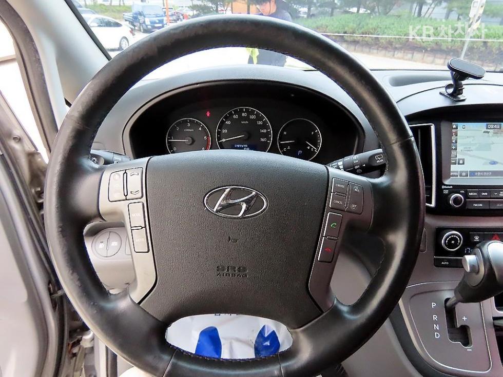 Hyundai Starex — miniaturë 8