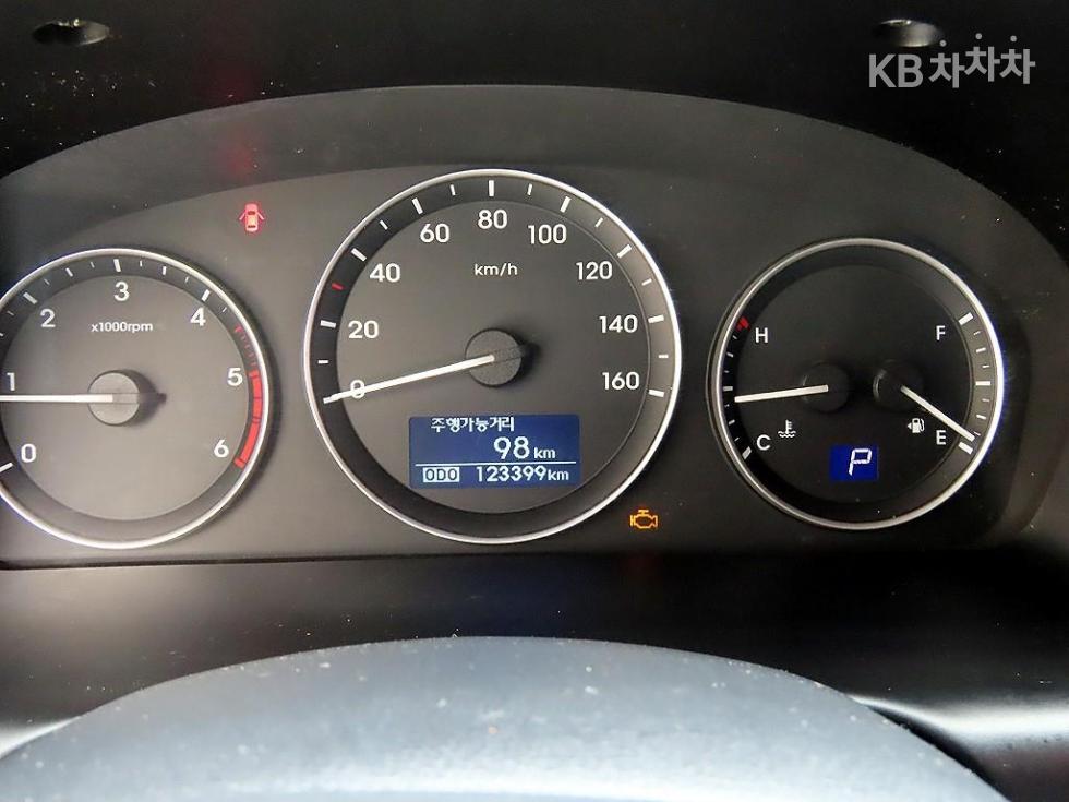 Hyundai Starex — miniaturë 9