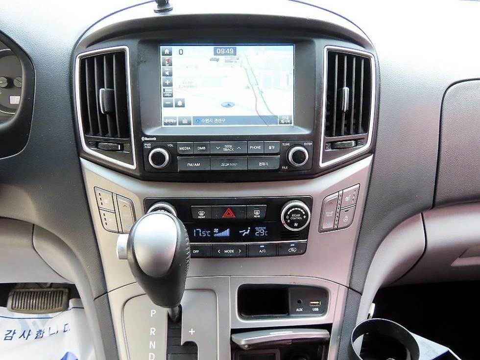 Hyundai Starex — miniaturë 13