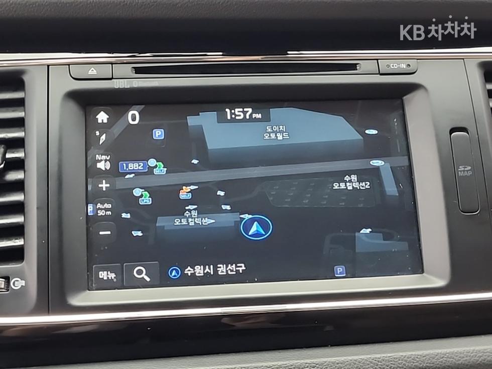 Kia Carnival — miniaturë 17