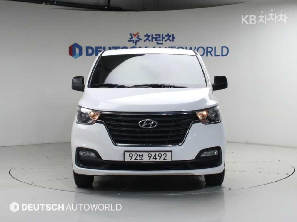 Hyundai Starex — miniaturë 3