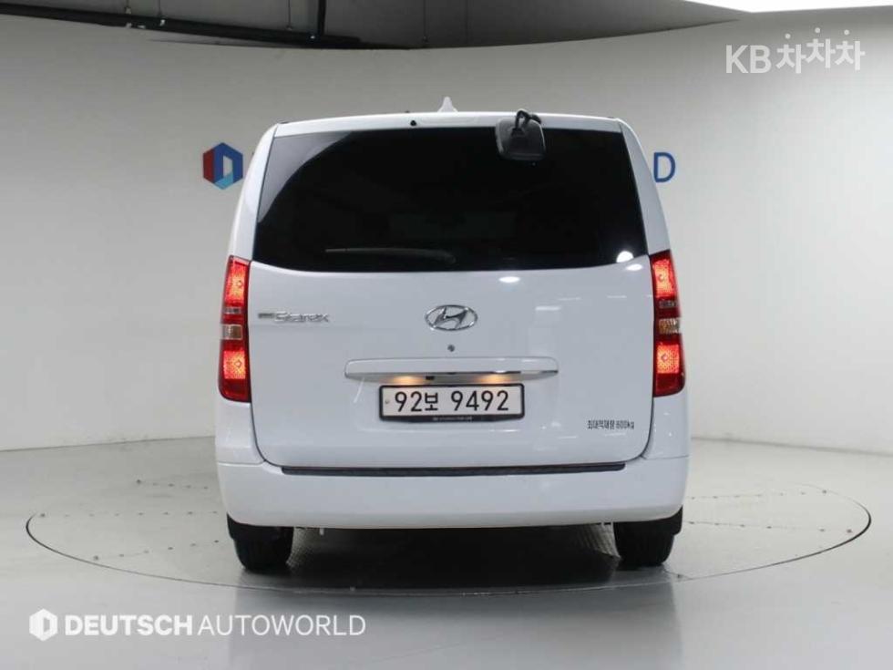 Hyundai Starex — miniaturë 4