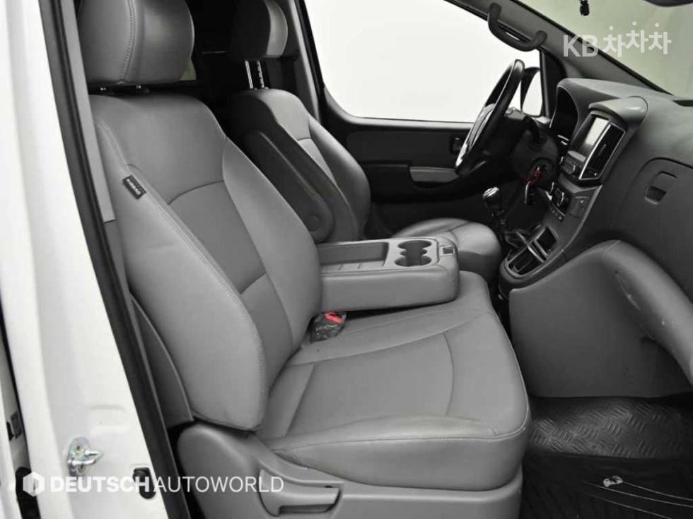 Hyundai Starex — miniaturë 10