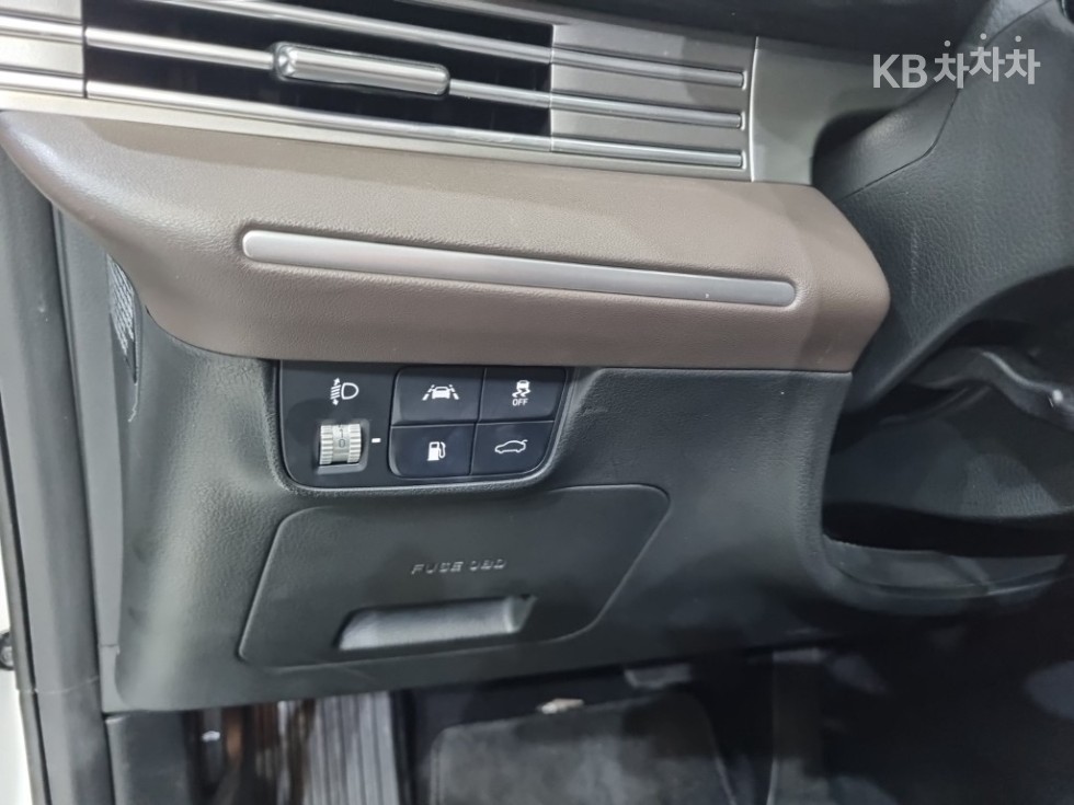 Hyundai Grandeur — miniaturë 17