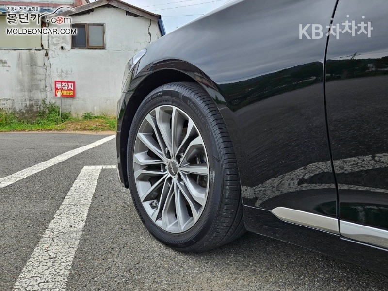 Hyundai Starex — miniaturë 18
