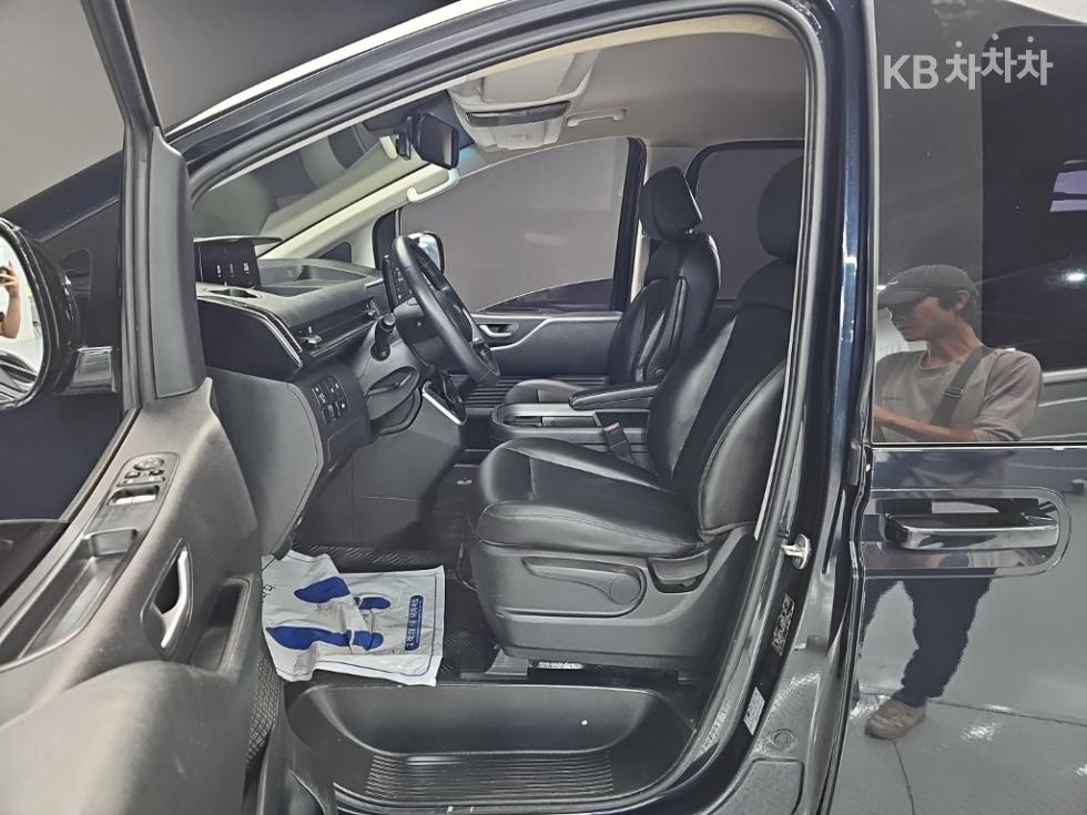 Hyundai Staria — miniaturë 11