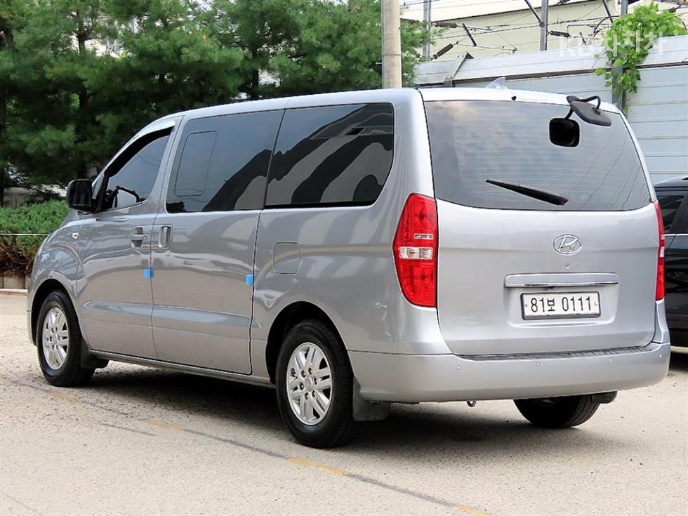 Hyundai Starex — miniaturë 3