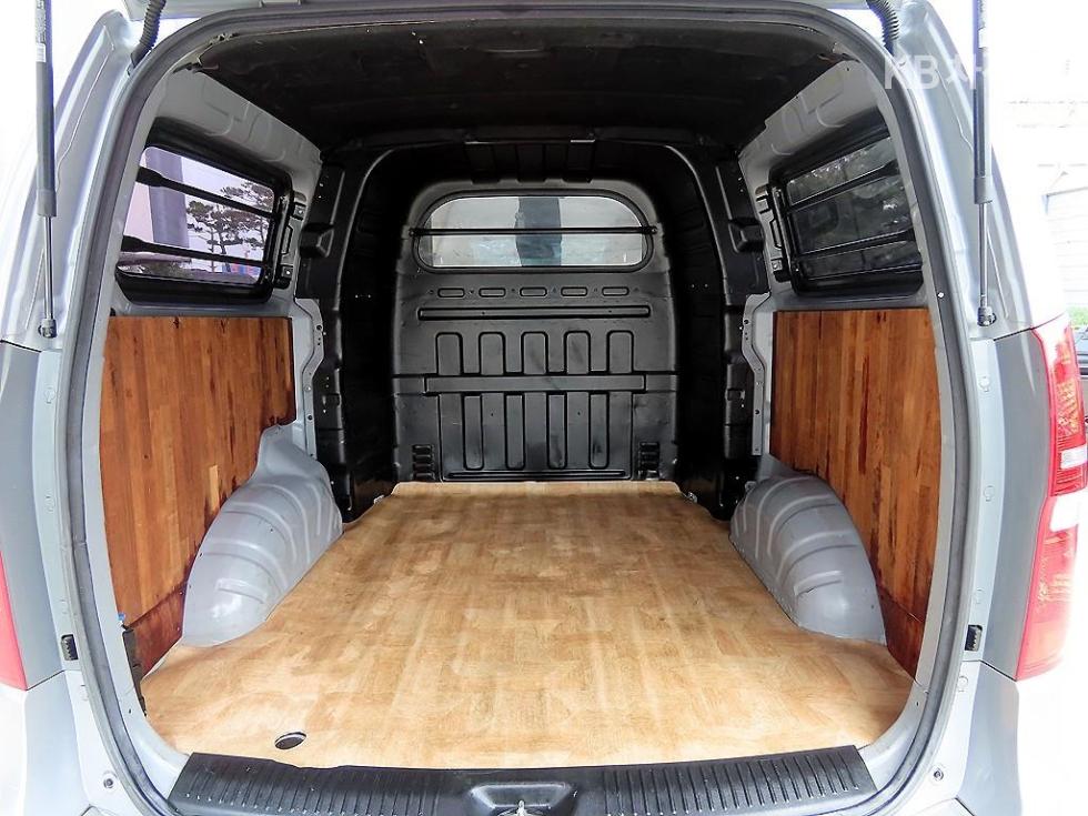 Hyundai Starex — miniaturë 17