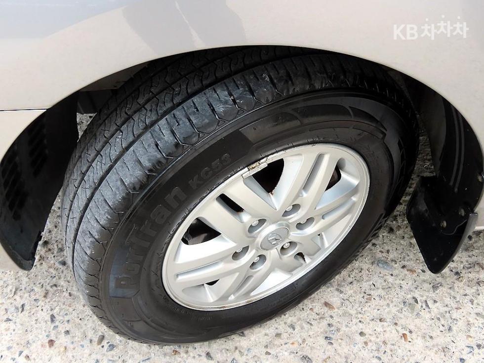Hyundai Starex — miniaturë 19
