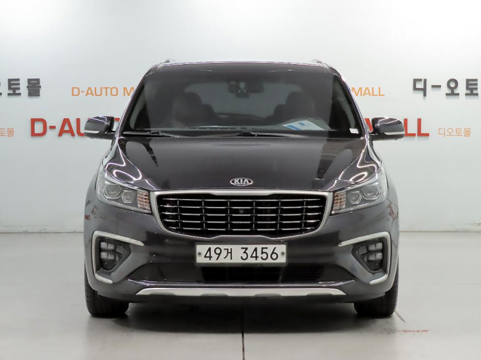 Kia Carnival — miniaturë 2