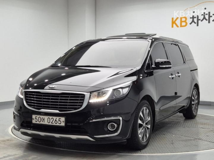 Kia Carnival 9인승 2.2 디젤 — foto 1