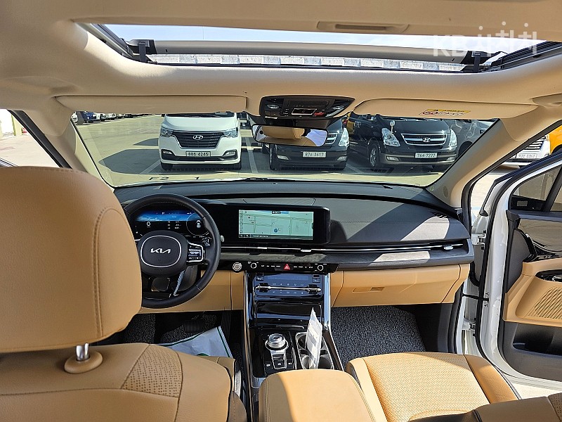 Kia Carnival — miniaturë 9
