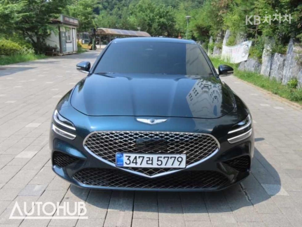 Genesis G70