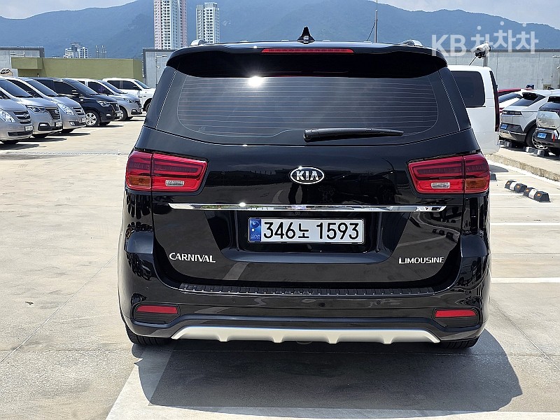 Kia Carnival — miniaturë 5
