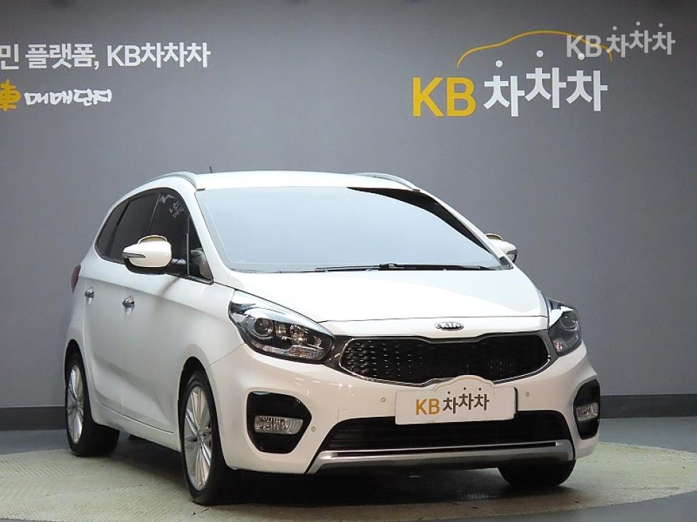 Kia Carens — miniaturë 3