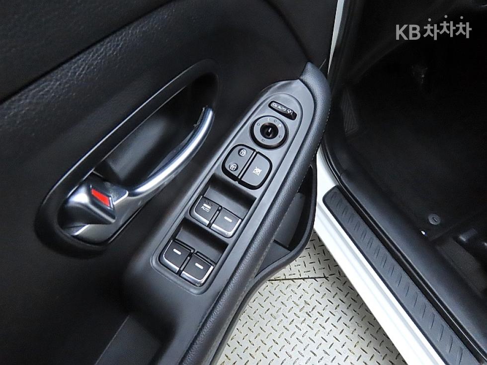 Kia Carens — miniaturë 13