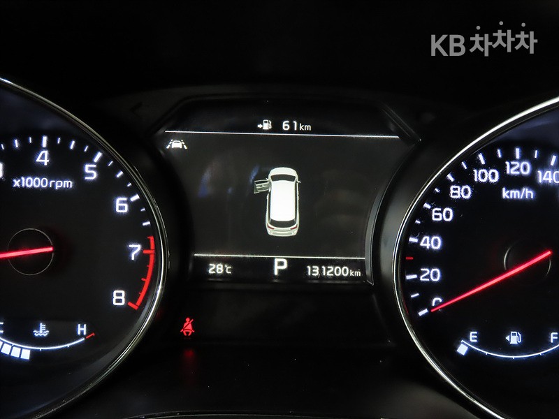 Kia Carnival — miniaturë 5