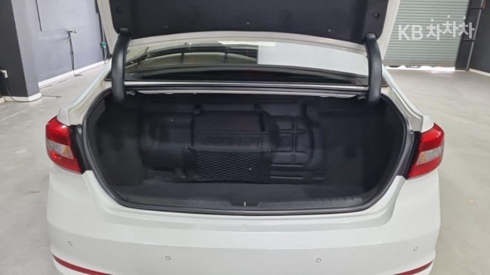 Hyundai Sonata — miniaturë 17