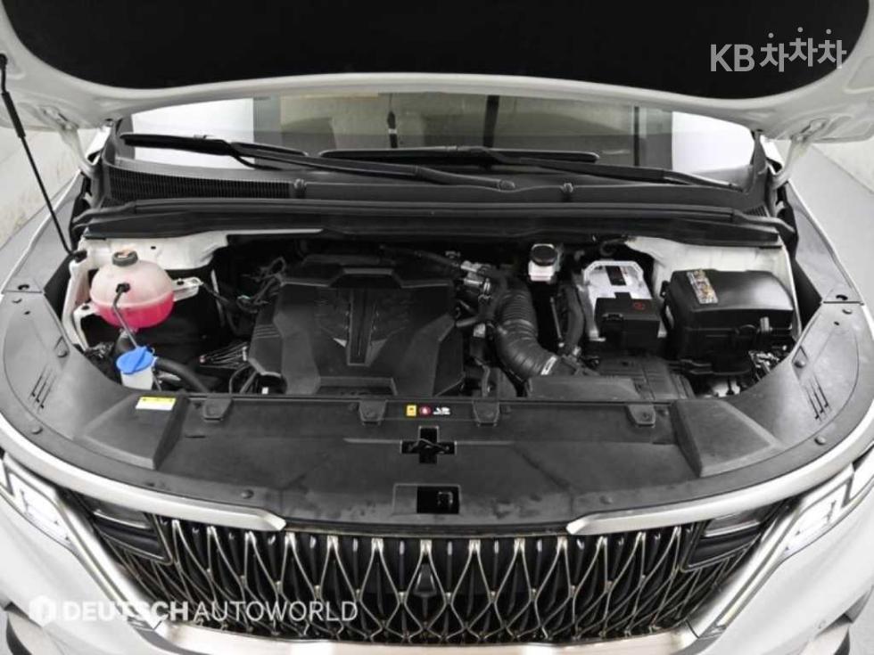 Kia Carnival — miniaturë 6