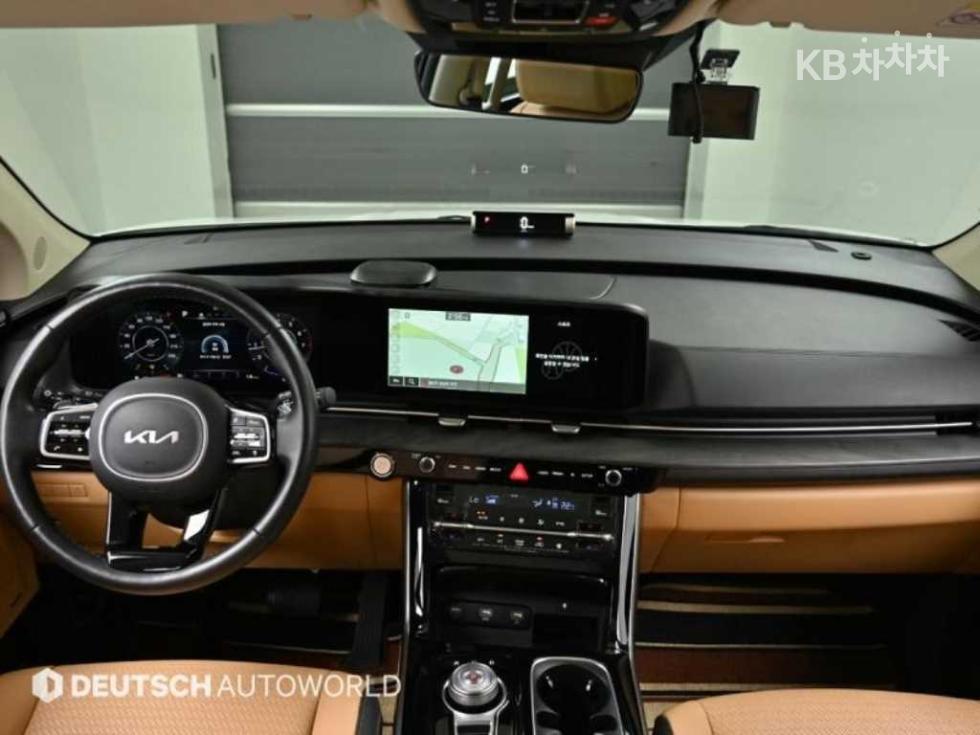 Kia Carnival — miniaturë 7