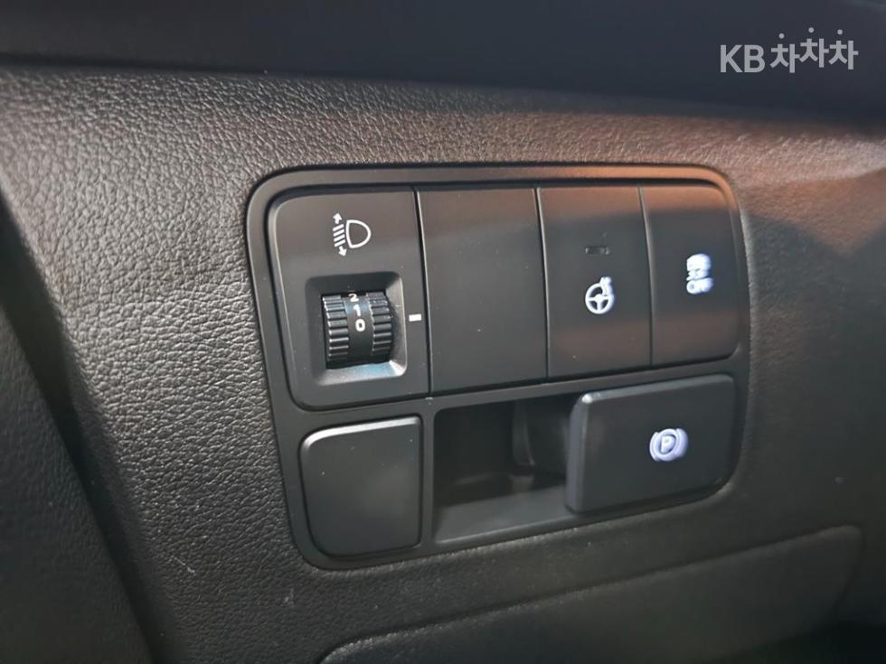 Hyundai Staria — miniaturë 19