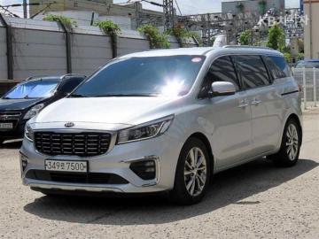 Kia Carnival 9인승 2.2 디젤 — foto 1