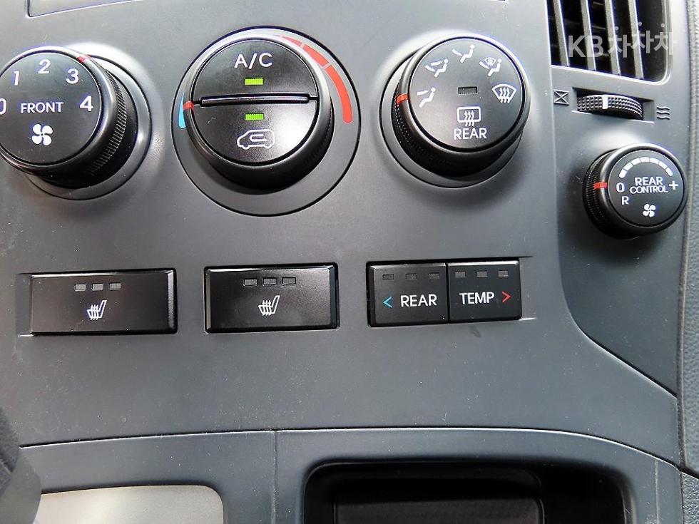 Hyundai Starex — miniaturë 15