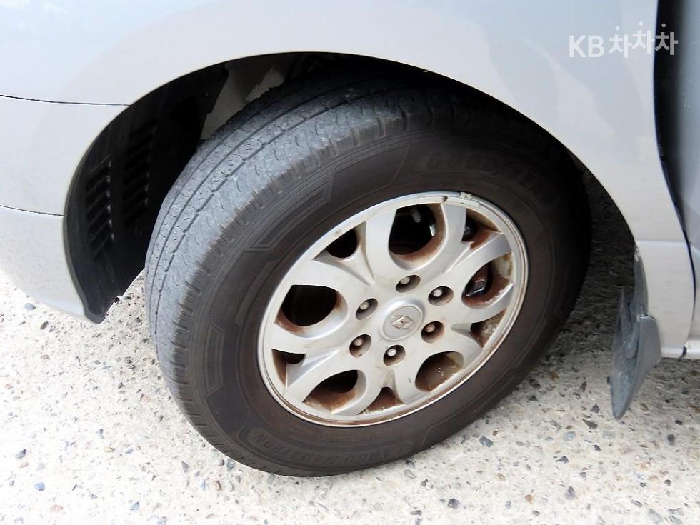 Hyundai Starex — miniaturë 20