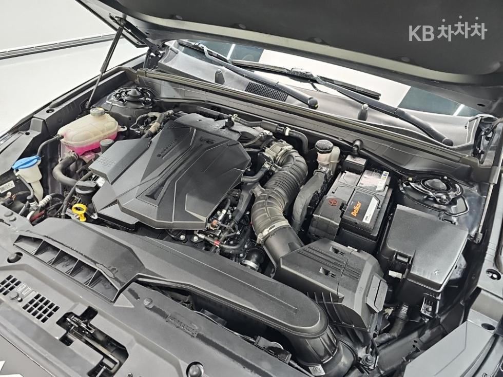 Kia K8 — miniaturë 5
