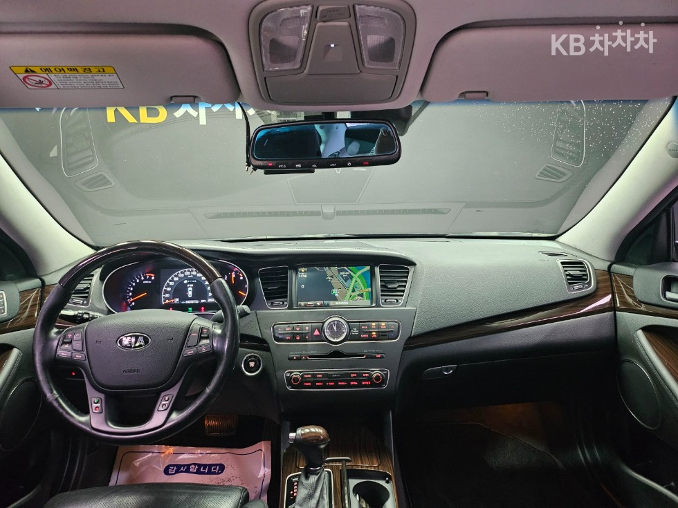 Kia K7 — miniaturë 7