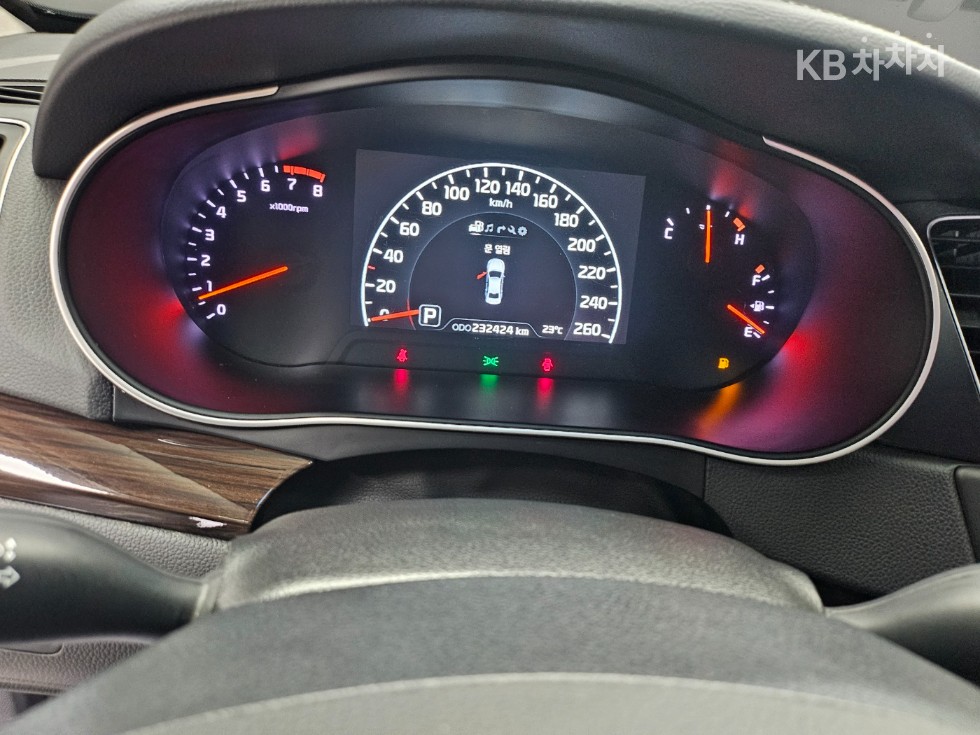 Kia K7 — miniaturë 5