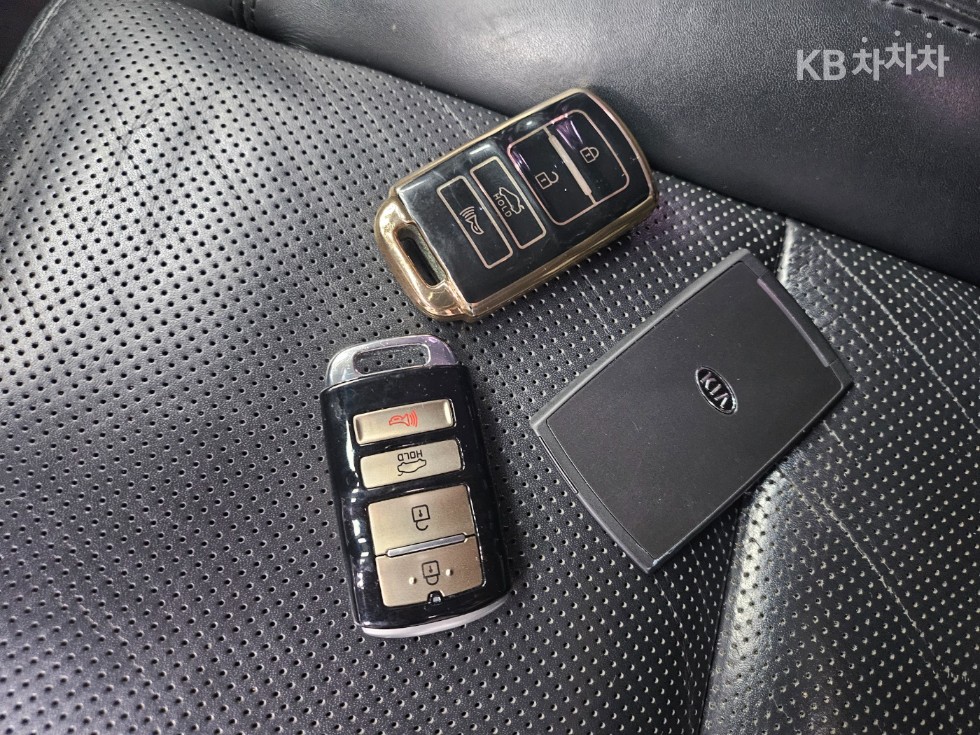 Kia K7 — miniaturë 20