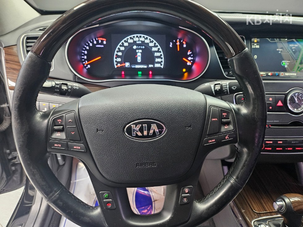 Kia K7 — miniaturë 14