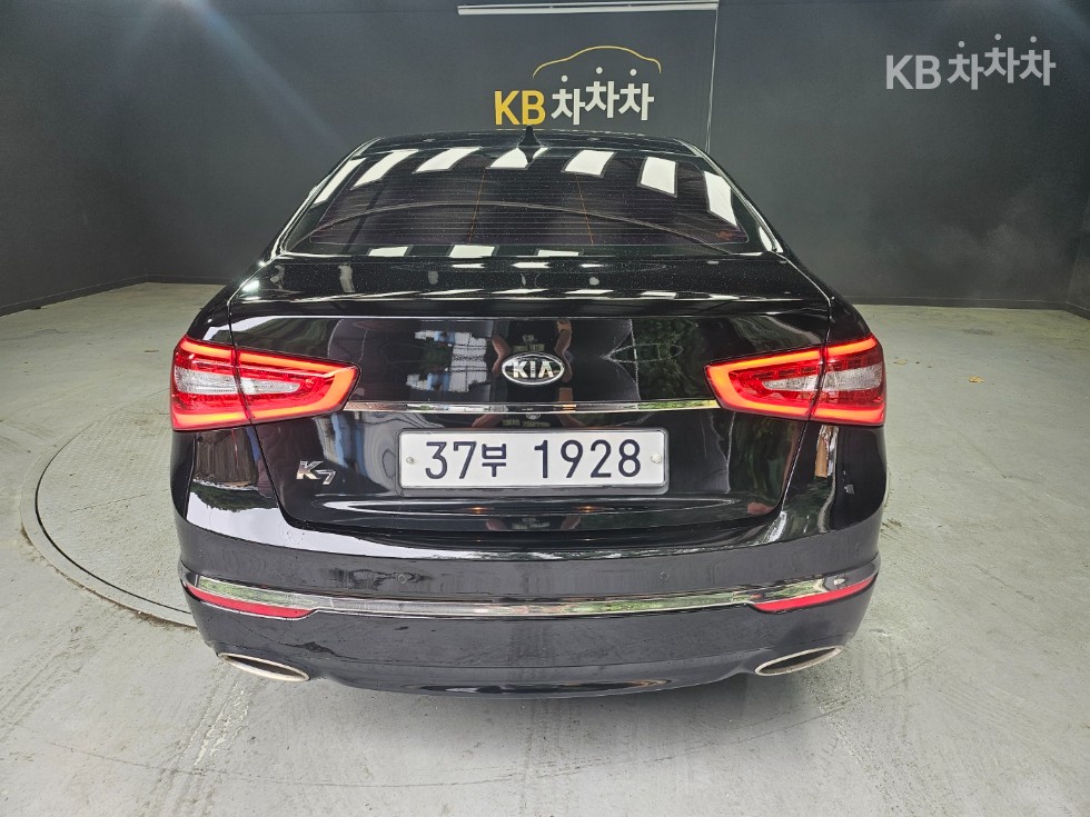 Kia K7 — miniaturë 3