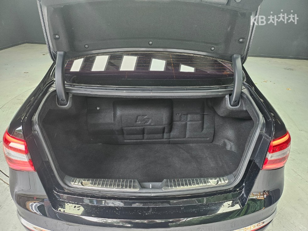 Kia K7 — miniaturë 19