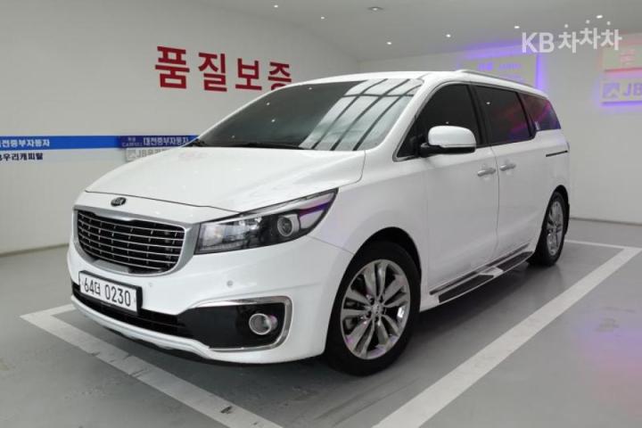 Kia Carnival 9인승 2.2 디젤 — foto 1