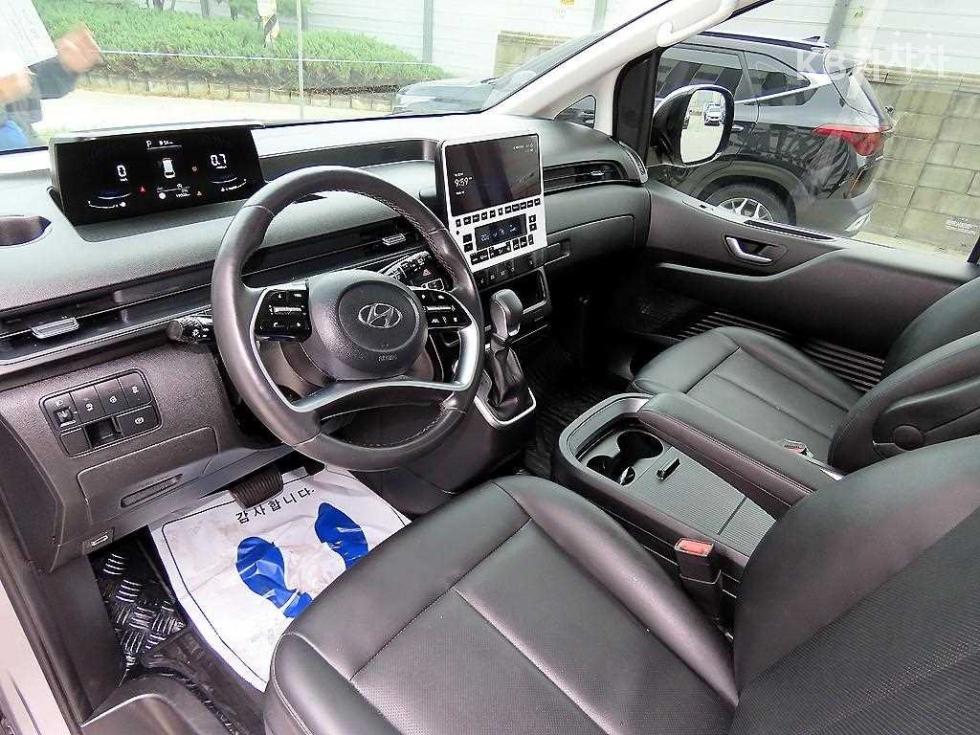 Hyundai Staria — miniaturë 7