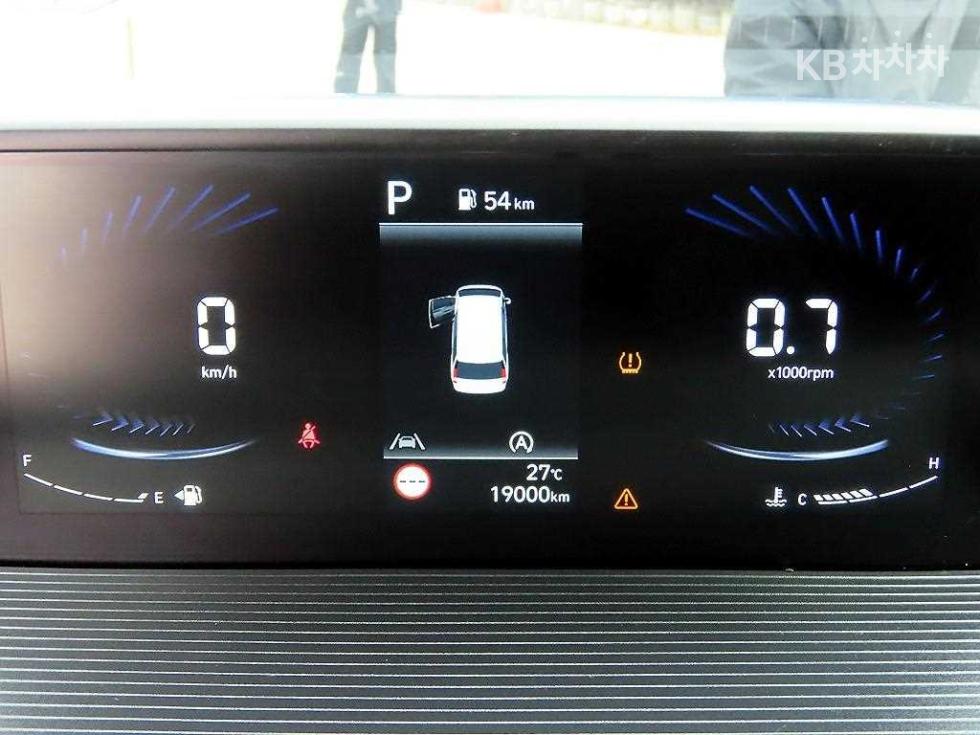 Hyundai Staria — miniaturë 9