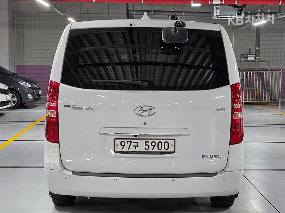 Hyundai Starex — miniaturë 3