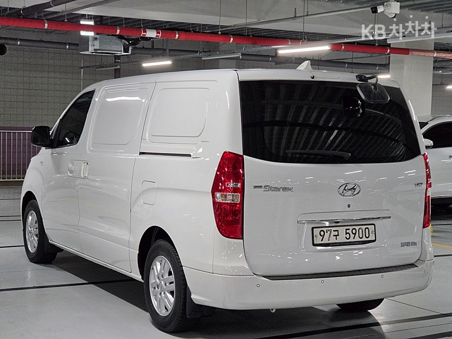 Hyundai Starex — miniaturë 4