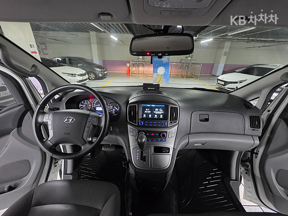 Hyundai Starex — miniaturë 13