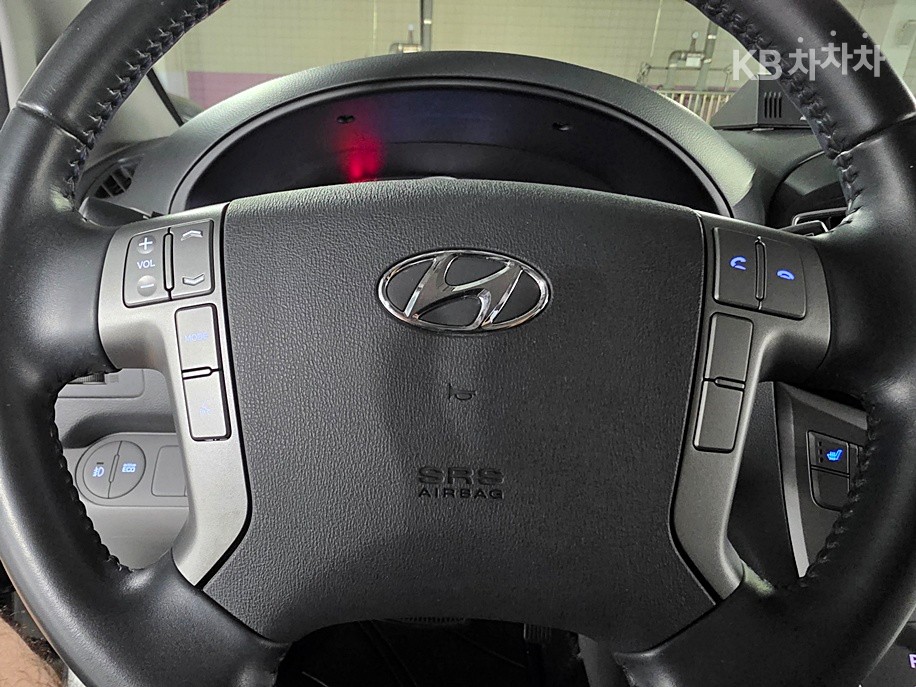 Hyundai Starex — miniaturë 17