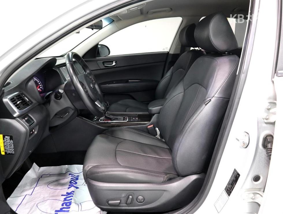 Kia K5 — miniaturë 8