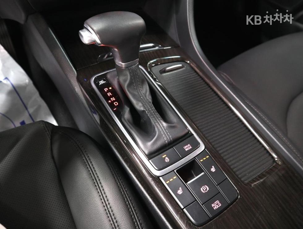 Kia K5 — miniaturë 14