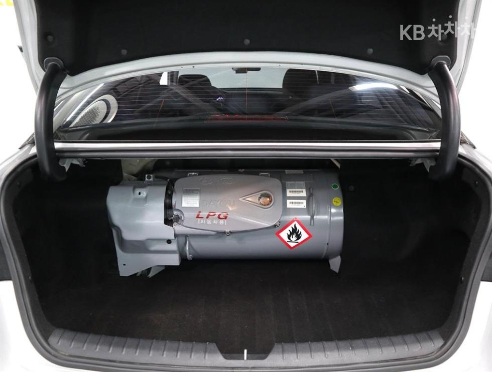 Kia K5 — miniaturë 19