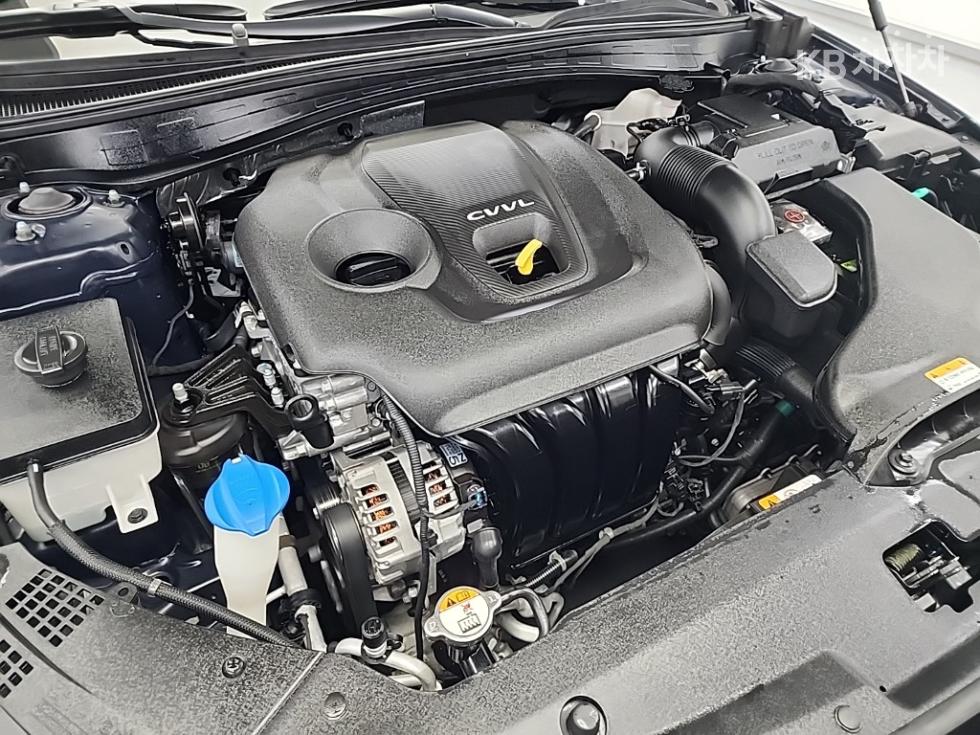 Kia K5 — miniaturë 5