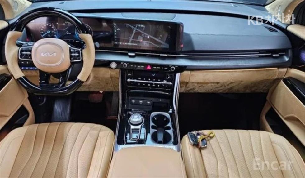 Kia Carnival — miniaturë 10