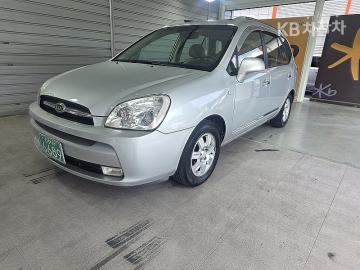 Kia Carens 2.0 LPI GX — foto 1